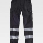 Calça com fitas refletoras