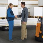 Calças tecido sarja