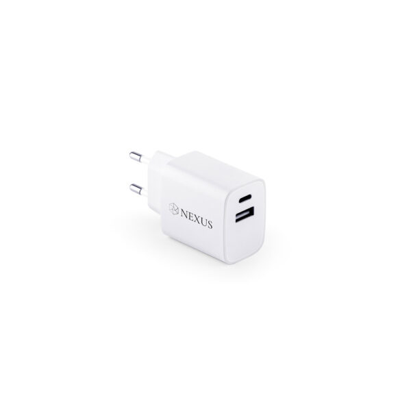 Adaptador de corrente com porta USB-A e USB-C - Image 6